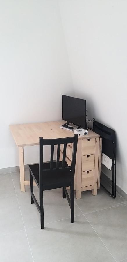 Equipee 1 Piece Proche Paris Argenteuil Exterior foto
